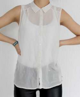 Weißes, durchsichtiges Hemd