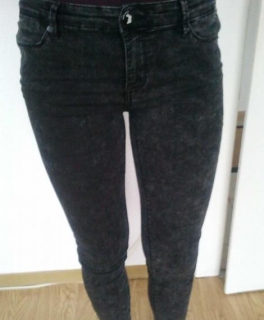 Schwarz Graue Treggins Jeans acid washed 