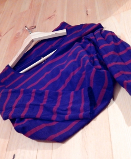 gestreiftes Longtop / Minikleid