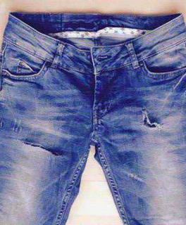 REVIEW // Röhrenjeans