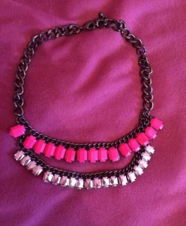 Statment kette mit pink