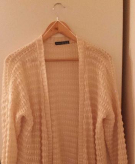 Schöner Strickcardigan