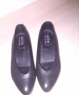 Schwarze Pumps, Vintage Pumps, arche