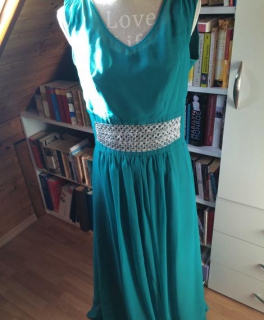 Wunderschön fallendes Abendkleid aus Chiffon