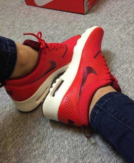 Nike Air Max Thea action red/team red/sail 41 neuwertig