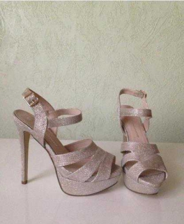 Bequeme Sexy High Heels 