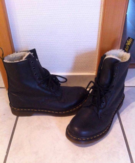 Dr. Martens Serena Boots Fell schwarz 
