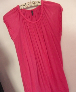 Pinkes Oberteil von Amisu