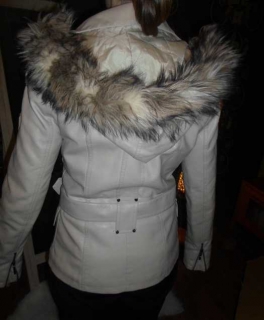 Lederjacke mit Kaputze, beige, Schön, modern und Gürtel drum