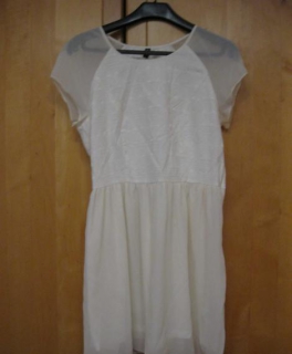 Cremefarbenes Kleid von H&M