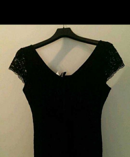 Schickes Spitzenkleid