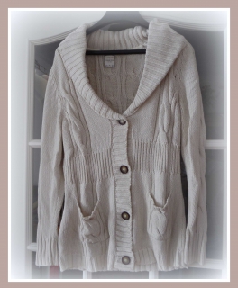 Naturweißer beigefarbener Strickpullover Cardigan 36 / 38 von Urban Basics Strickweste
