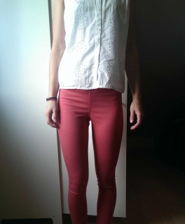 Enge Röhrenjeans Blogger Style Fashion Farbe