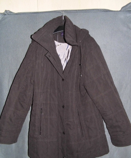 Brauner Mantel NEU!! (S15)