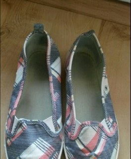 Grafisch gemusterte Sneaker