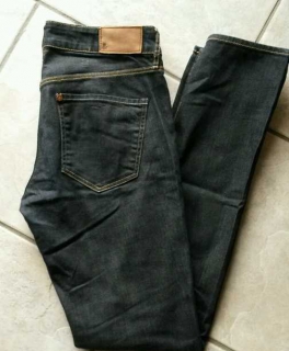 Dunkelblaue Jeans von H&M Slim Größe 27/32