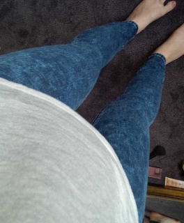 High Waist Jeans im stonewash-look