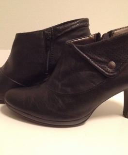 Stiefelette schwarz Gr 38
