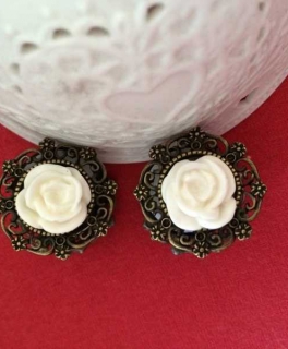 Rosen Plugs, Rose, Rosa, selfmade, Tunnel, romantische Ohrringe, vintage, weiß, creme, Hochzeit