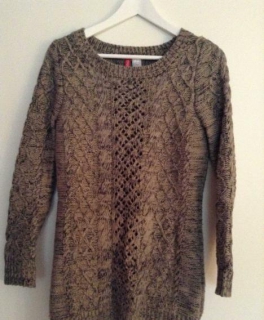 Großer kuscheliger Strickpulli grau Winter Herbst