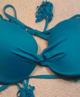 Bikini Top türkis H&M 75 D Fransen Neu