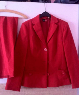 Roter Hosenanzug Blazer + Hose 