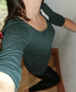 Shirt von ONLY in grün NEU mit ETIKETT Gr. 36 / S **Frühling**