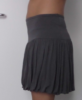 schicker grauer Rock 