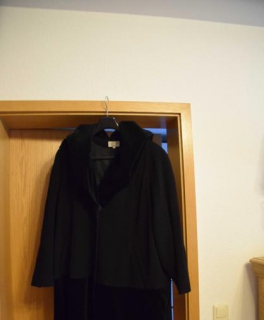 Oversized Mantel von Cartoon schwarz