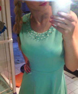 Mintgrünes Kleid