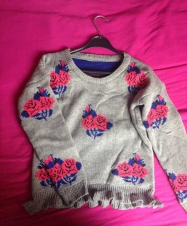 süßer Strickpulli