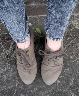 Retro Schnür Pumps Granny Grunge Herbst