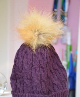 Bommelmütze Hipster Blogger Fell Winter