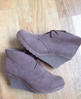 Wedges Keilabsatz Stiefeletten