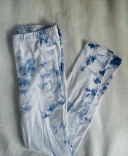 H&M Weiß-blaue Batik-Leggings Gr. 38