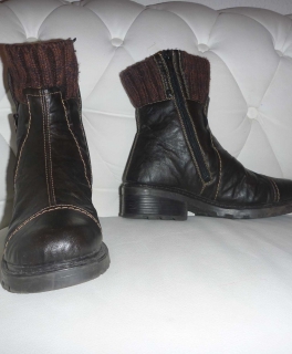 rieker - Stiefel - flach - braun - Strick und Leder - Gr. 36
