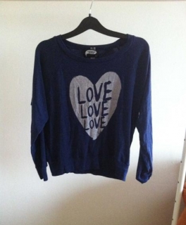 Topshop dunkel blau love Herz Print Pullover