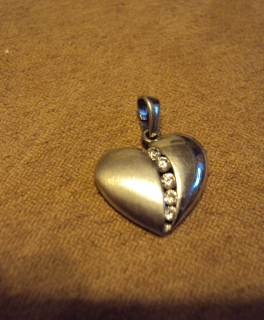 Verschiedene Schmuckanhänger, silber