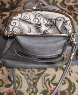 Kleine Handtasche mit 3D Blume