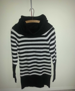 schwarz weiß gestreifter Rollkragenpullover Gr. M