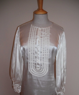 Tunika Bluse Hemd Barock Ballonärmel weiß creme nude (neu, NP 60)