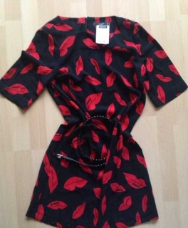 Kleid Lips Lippen Hallhuber ausverkauft