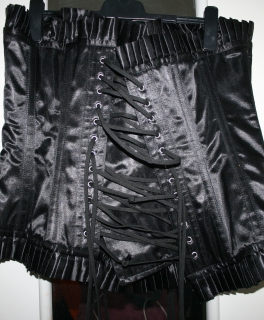 Vollbrust Stahlkorsett in 36