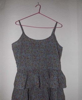 Top mit Blumenmuster