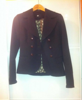 schwarze Jacke von H&M