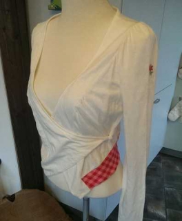 Blutsgeschwister weiße Jacke :)