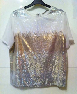 NEU: Pailettenbesticktes kurzärmliges Oberteil