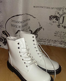 Weiße Boots / Trend / Hipster / Blogger