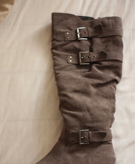 neuwertige stiefel gr 40/41 