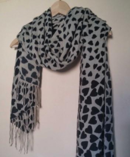 Schal Herzmuster Zara